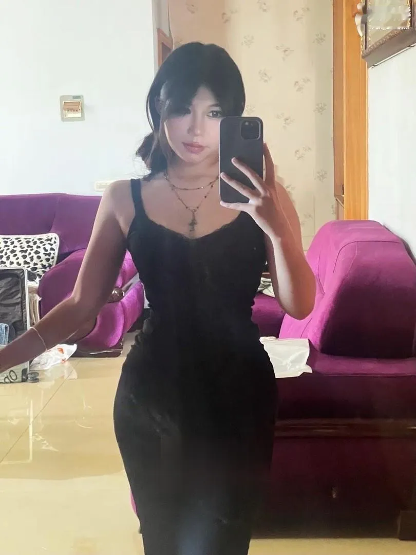 保定美女穴紧水多一碰就湿