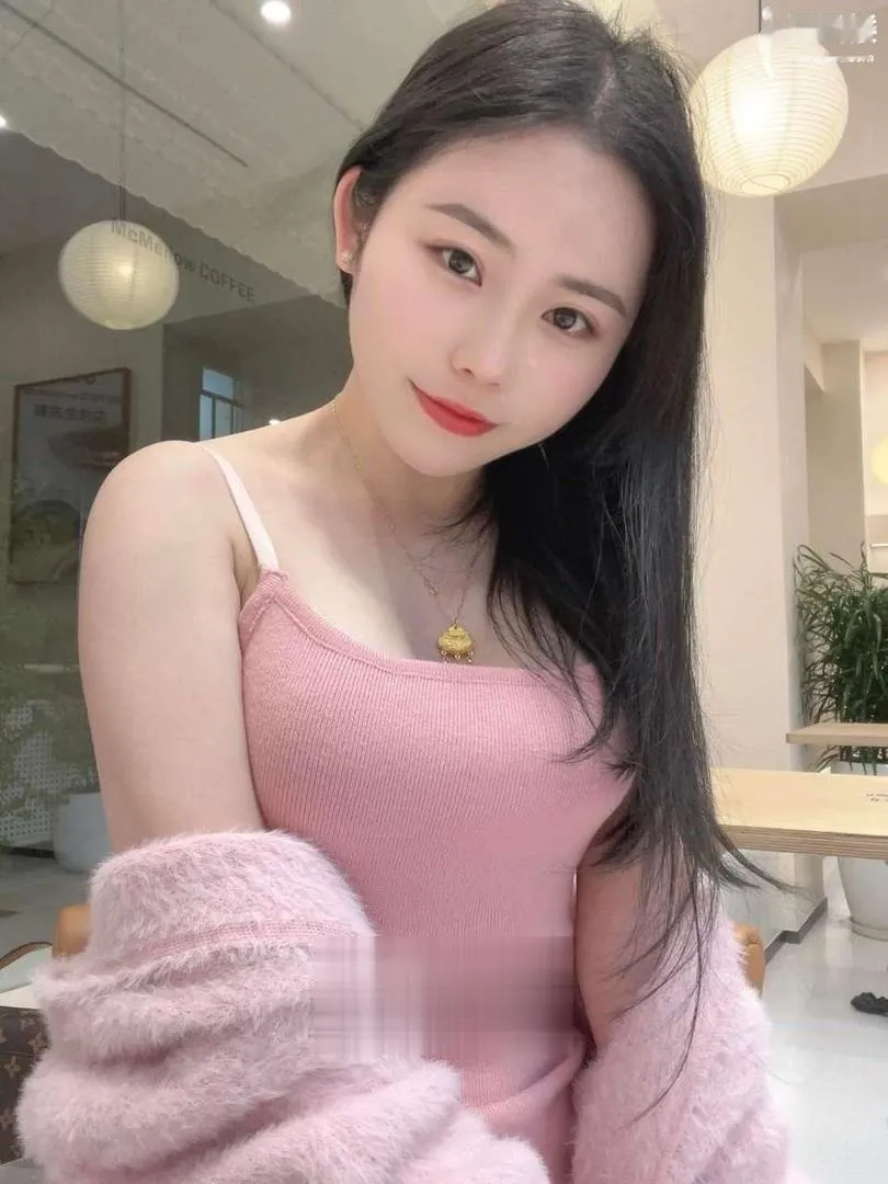 潍坊极品制服诱惑粉嫩小妹