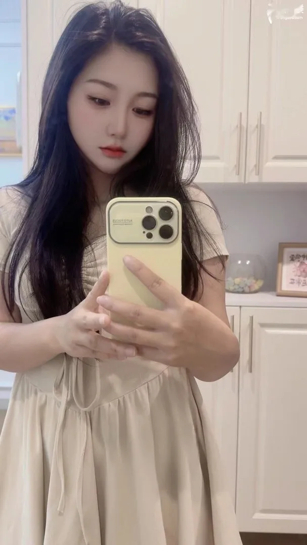 南山纯欲极品嫩女