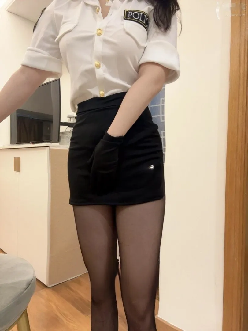 制服大屁股骚妹