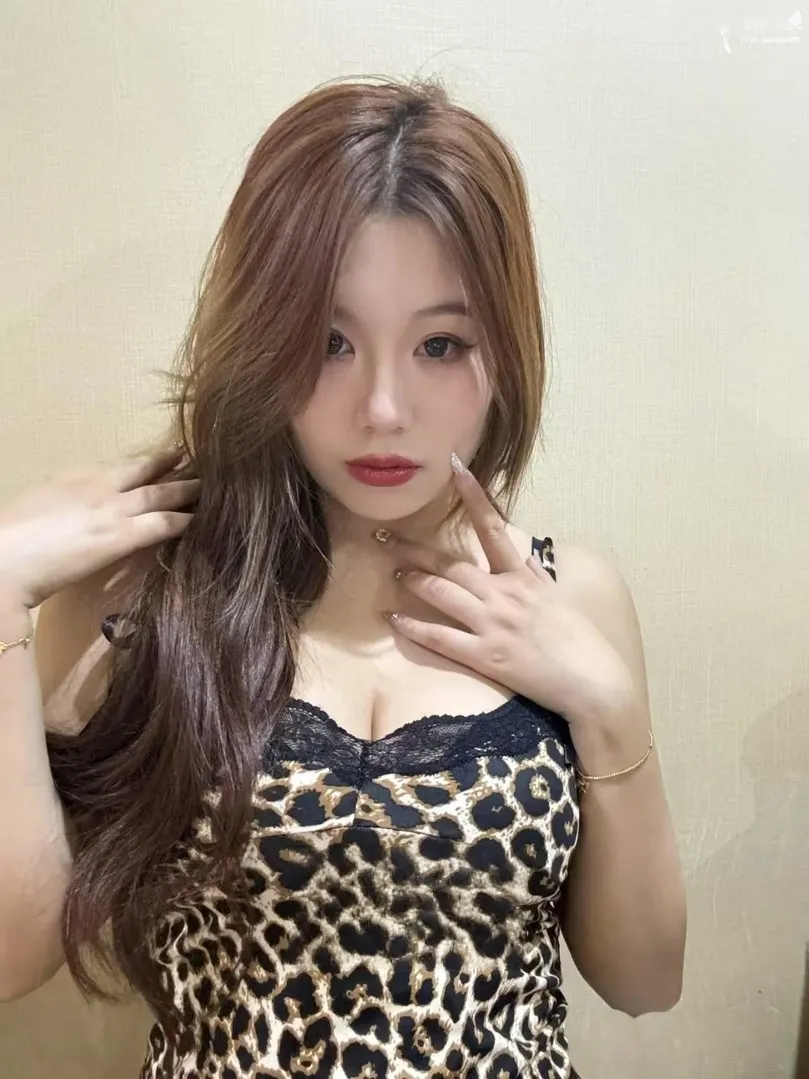超爽小姐姐