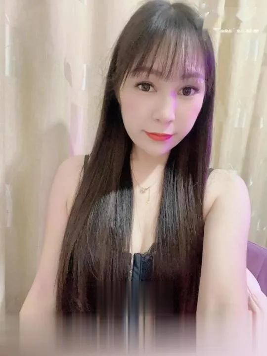 风骚轻熟大奶牛