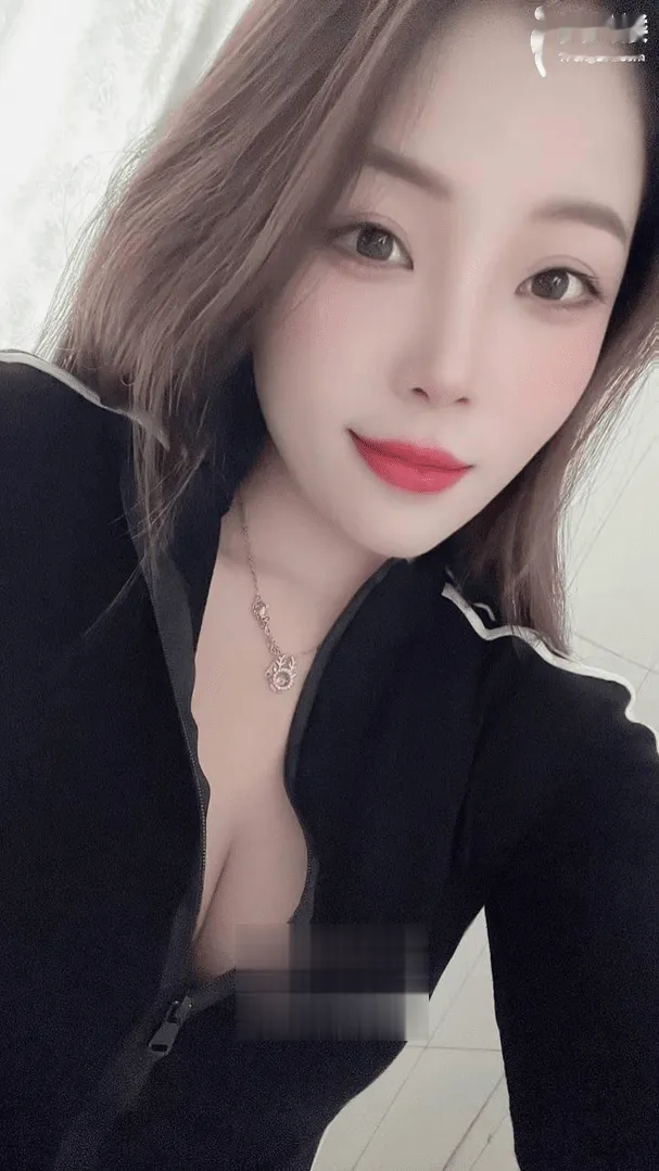 龙岗服务型巨乳御姐老师
