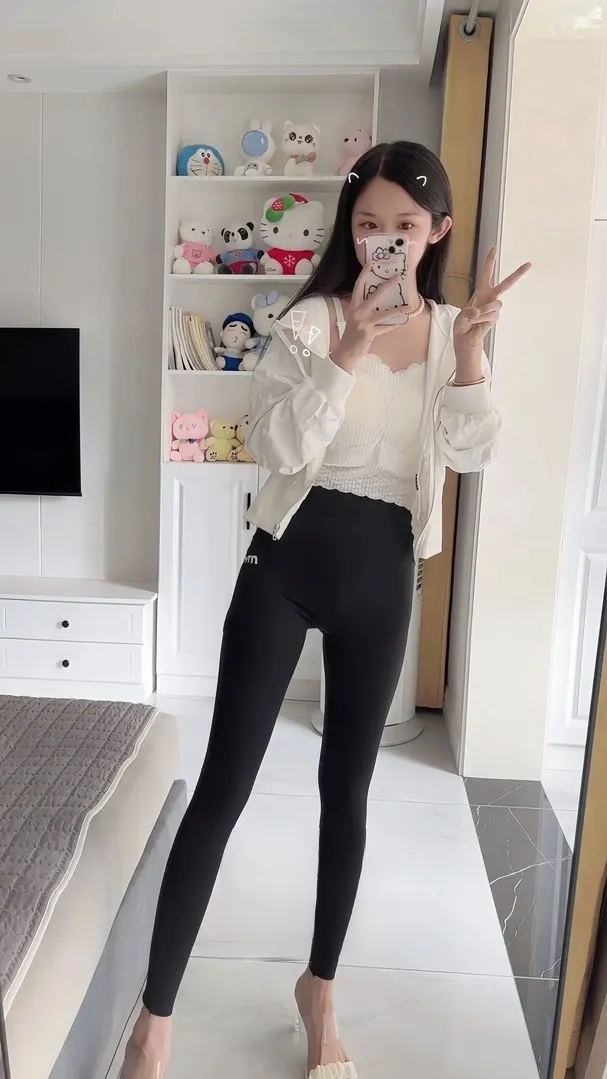 宝山刚破处的粉嫩多汁妹妹