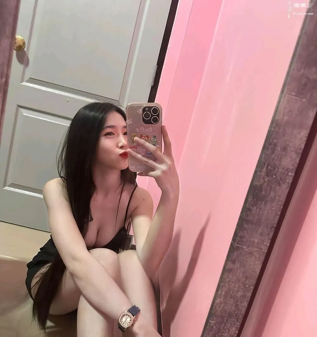 年轻貌美小穴超紧水多多