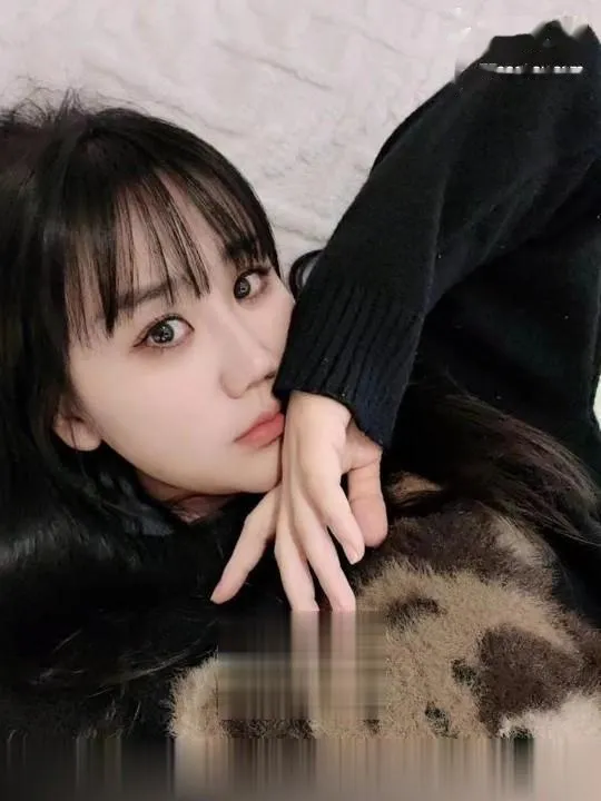 巨乳微胖莎莎