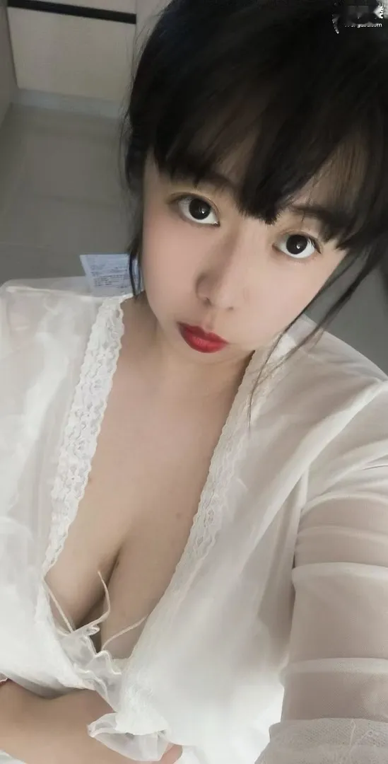肉感小姐姐活好水多