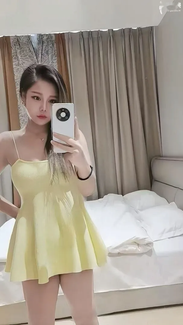 滨江高挑白嫩大胸妹