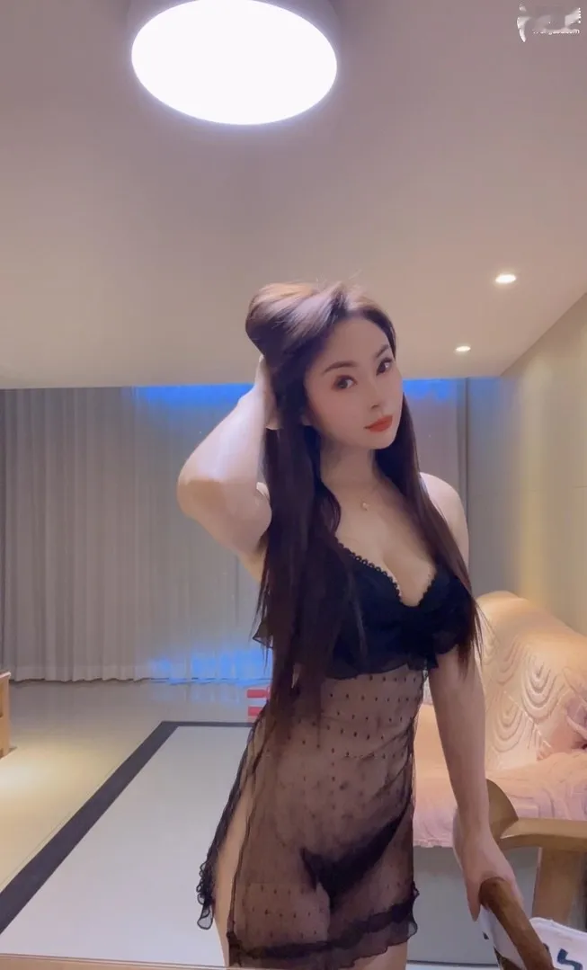 很甜的一个蜜桃