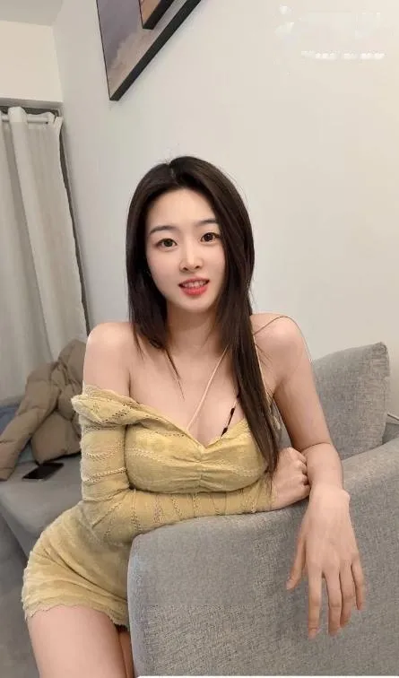 南山身材高挑妹子