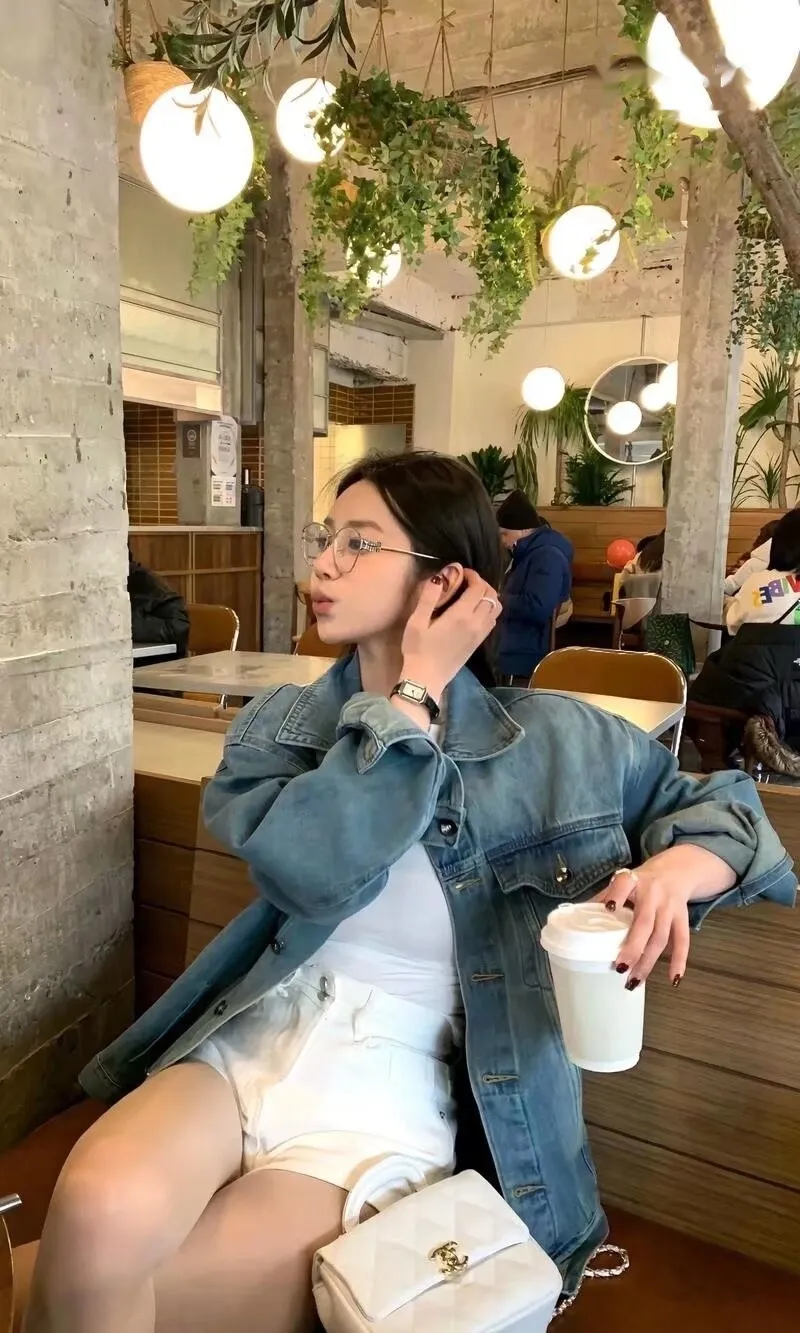❤️同城女神兼职下海可约上门莞式服务