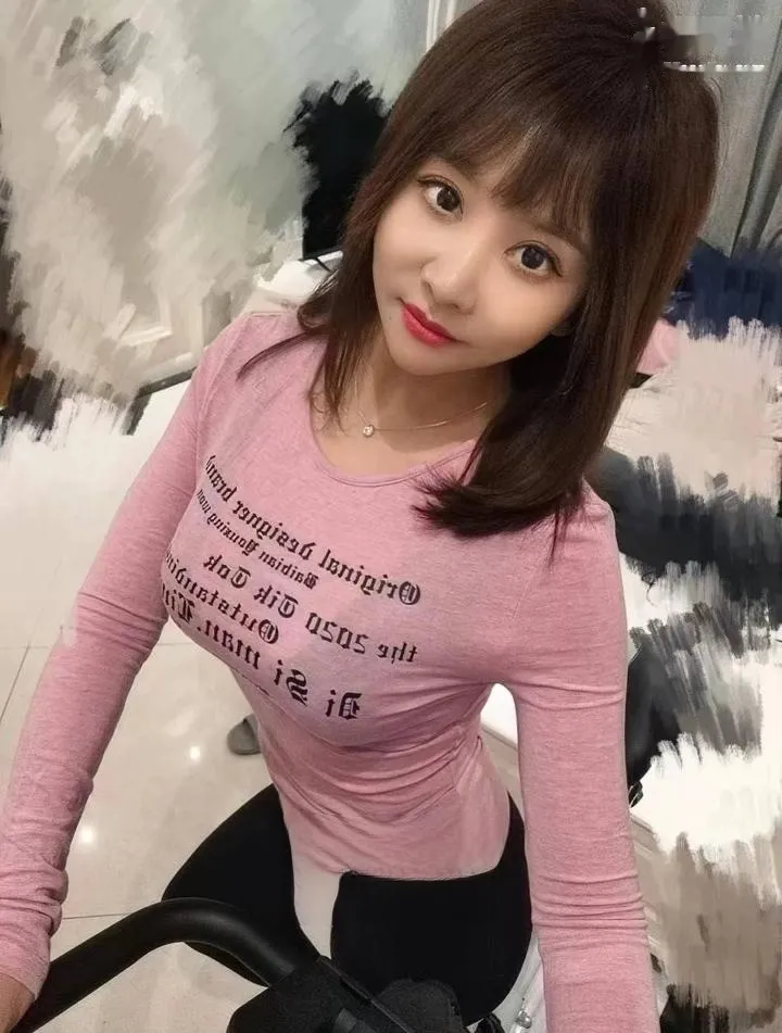 未央绝活骚逼小希