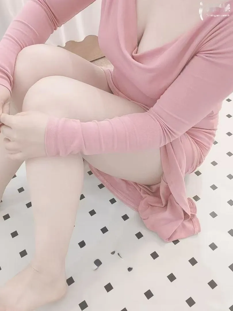 俏皮性感的美女被我老二给滋润得红光满面