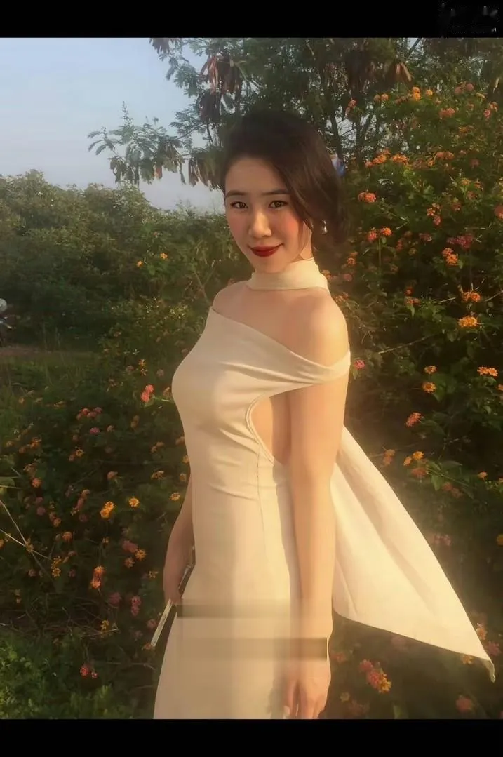 小水会跳舞调情