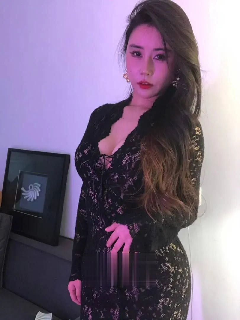 骚气丝袜大长腿人美活好会喷水