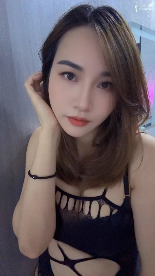 天心区御姐型大长腿少妇
