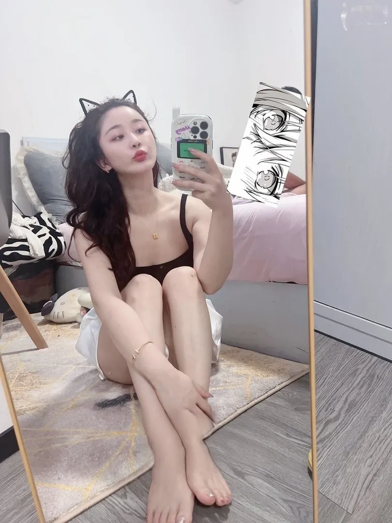 西青肤白貌美天花板柔软多汁小姐姐
