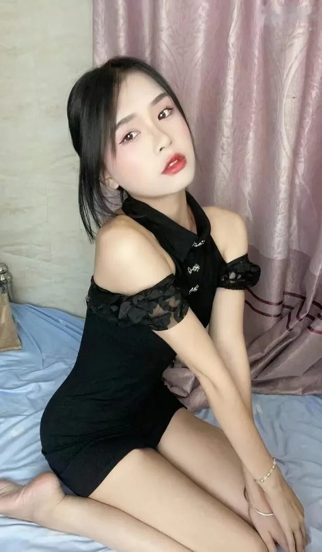 服务系骚货米娜