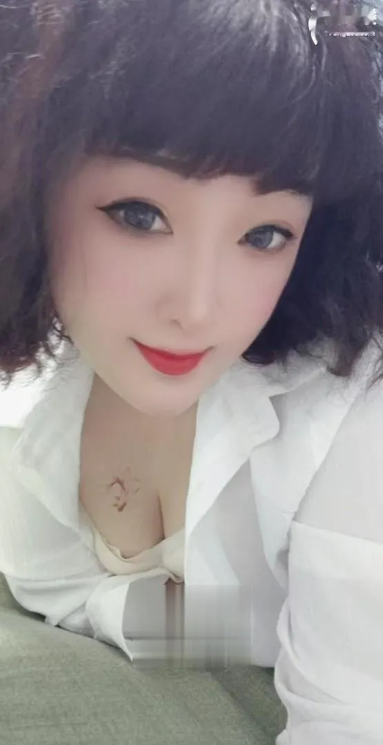 实惠泻火熟女