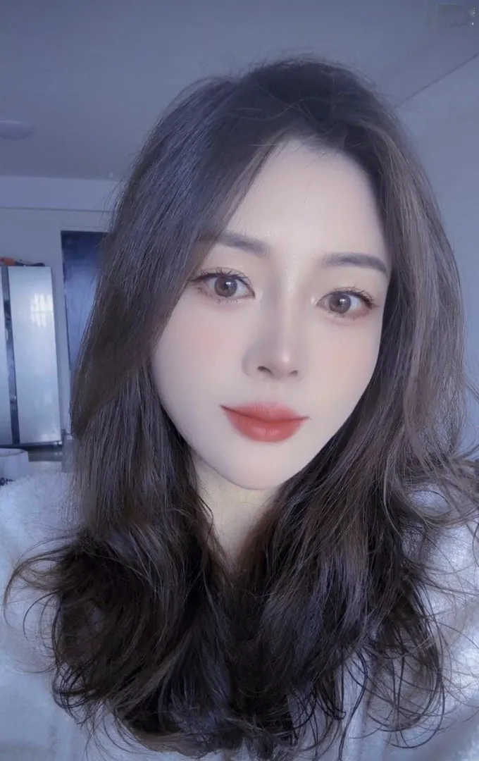 颜值极品美女