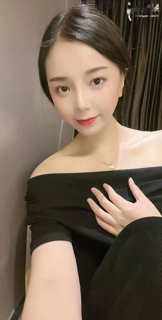 御姐风小骚女