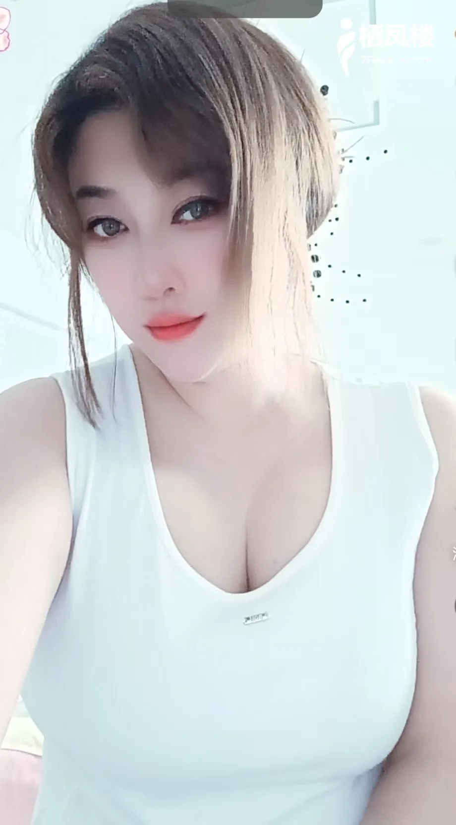 大奶情欲少妇
