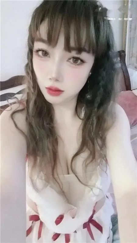 常熟市身材丰满大胸妹子