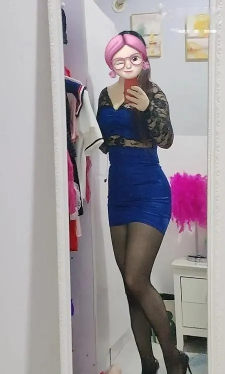 身材火辣妹子