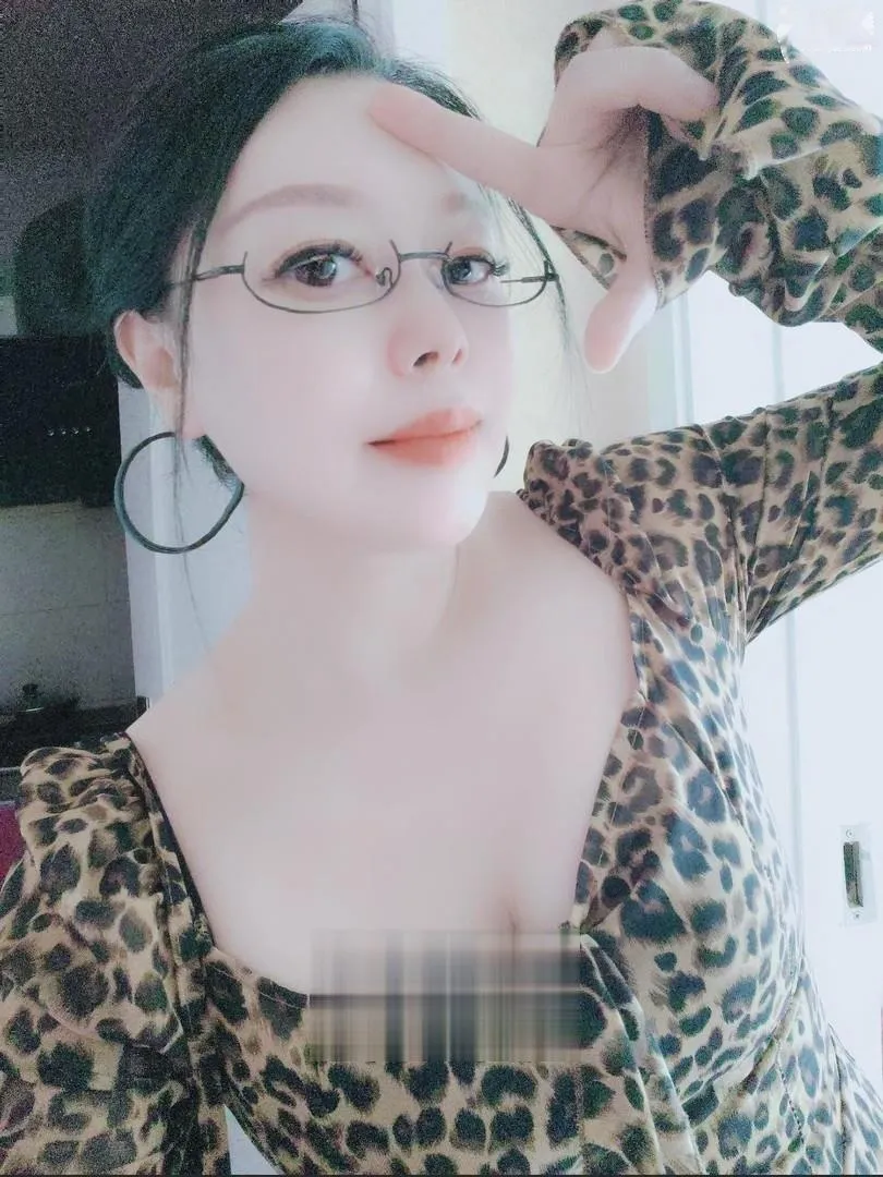 朝阳sm豹纹少妇