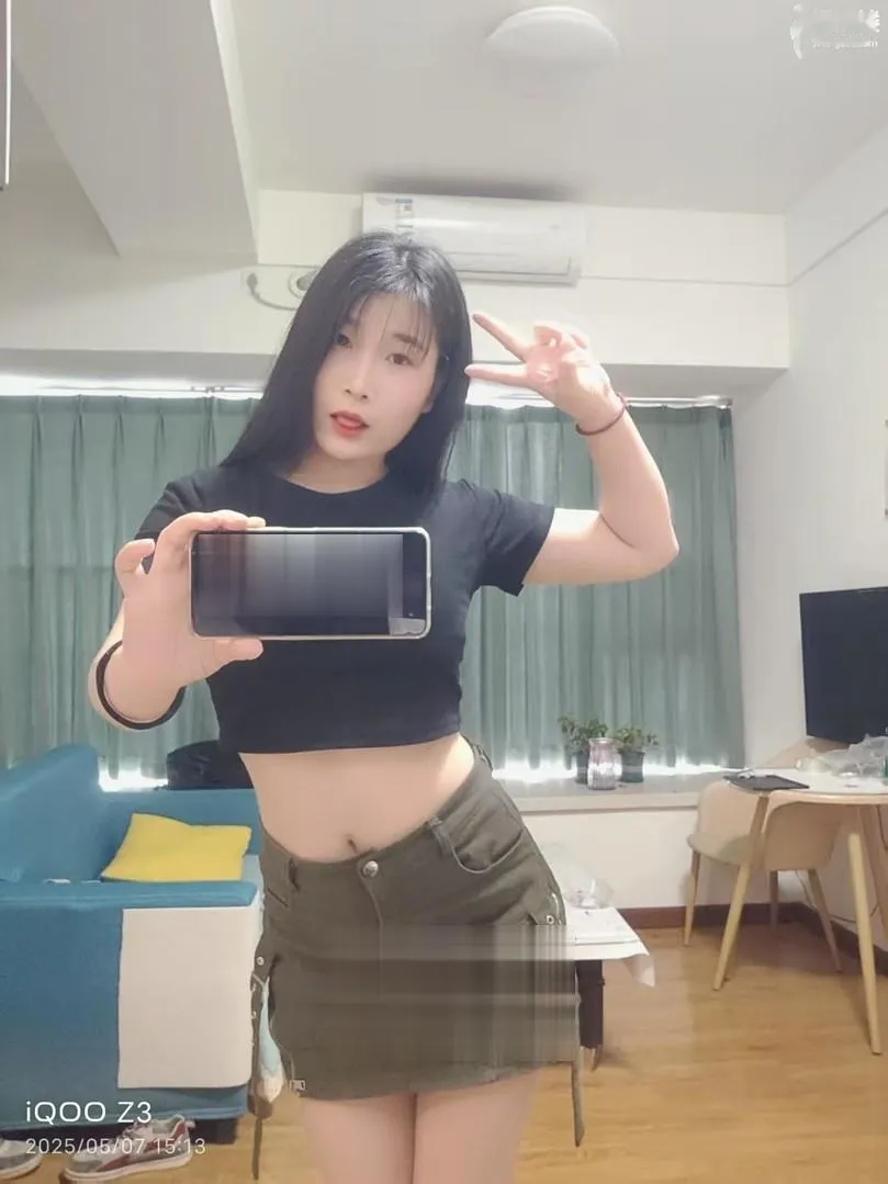 清纯少女甜馨