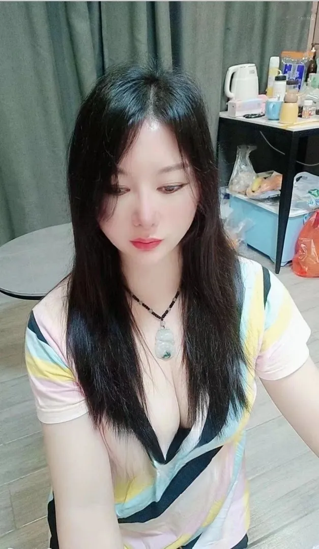 性感大奶少妇