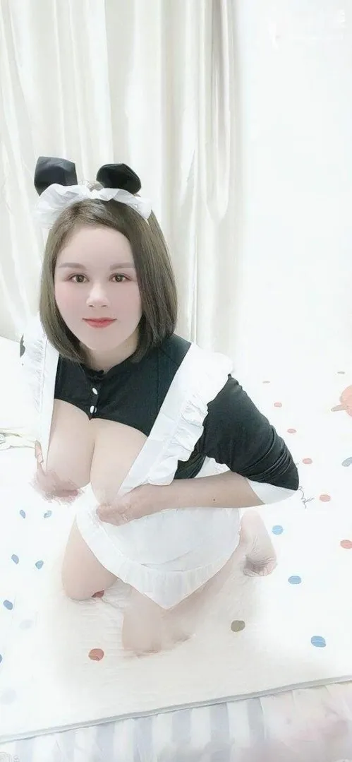 白嫩大臀莹莹
