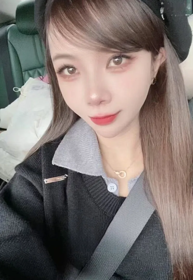 性感撩人辣妹