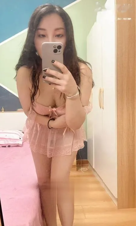南城 性感小美女真爽
