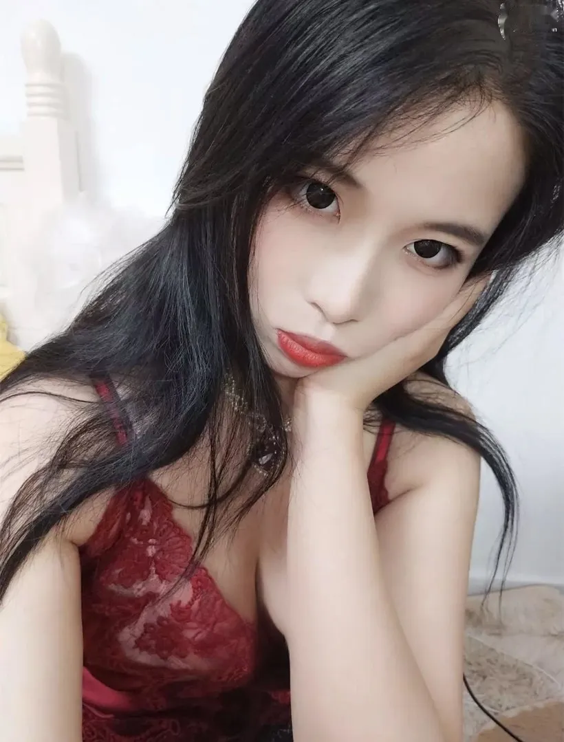 越城巨乳尤物小美