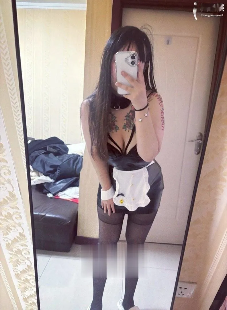 情趣大奶嫩妹水多逼紧