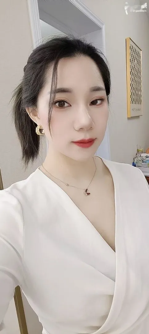 瑶海性感长腿御姐服务好