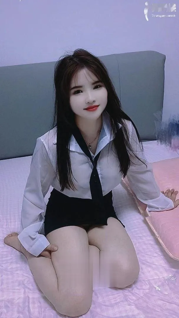 巨乳骚货妹子