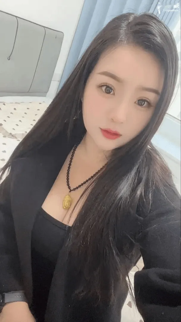 风韵巨乳肥臀熟女