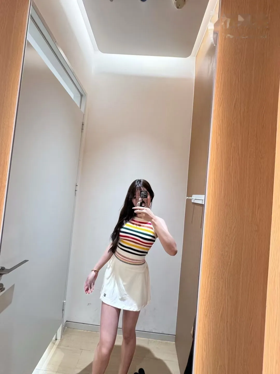 小鸟依人的感觉