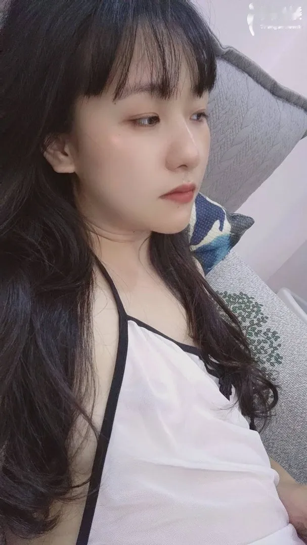 女友般的温柔的妹子