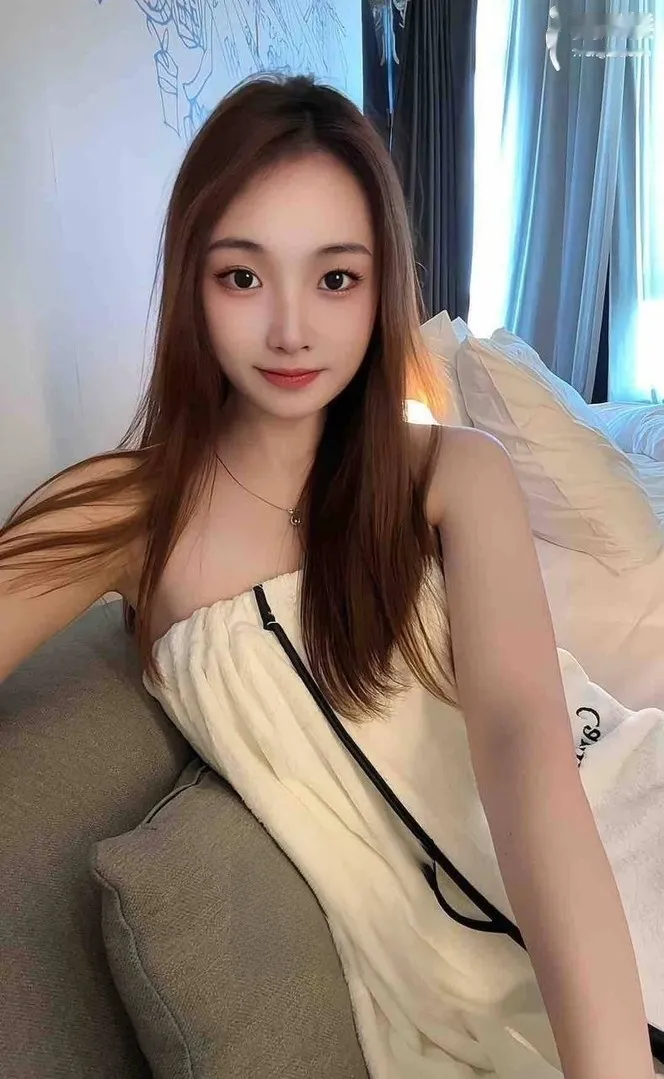 建邺长腿高挑女神莉莉