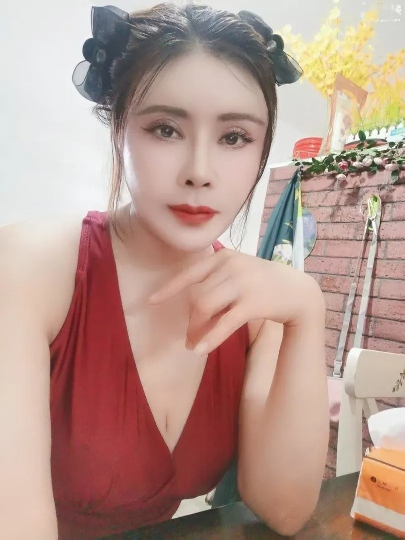 猛烈抽插女神蜜穴