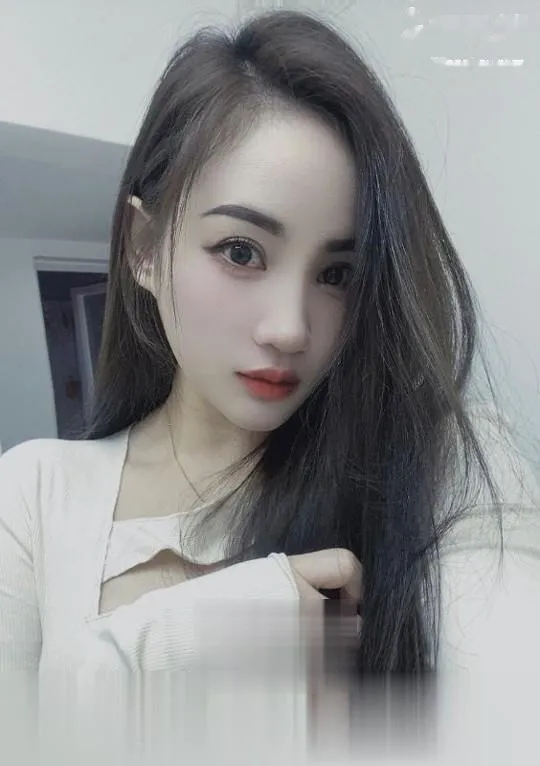 巨臀红姐