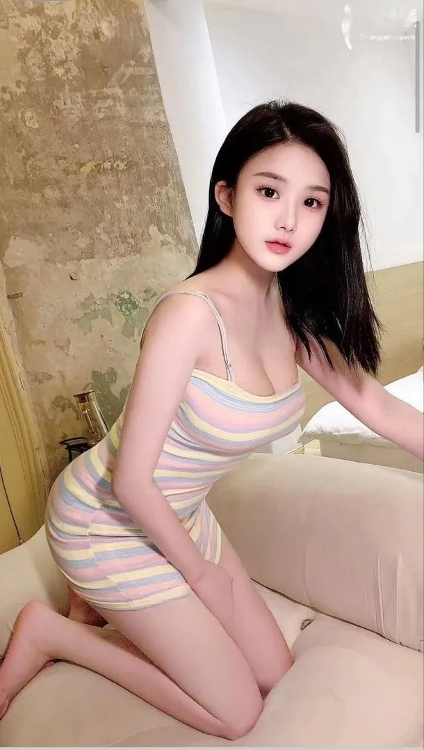 小嫩妹的性爱服务 超给力