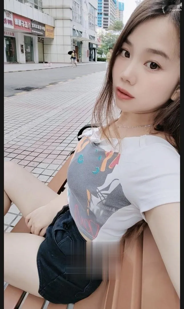 布吉娇小少妇