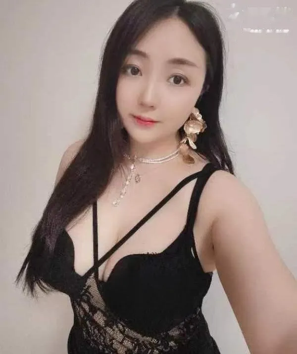 东莞虎门大奶曼莉