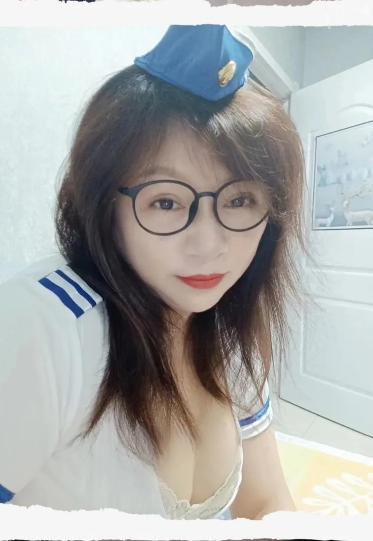 花样角色扮演熟女