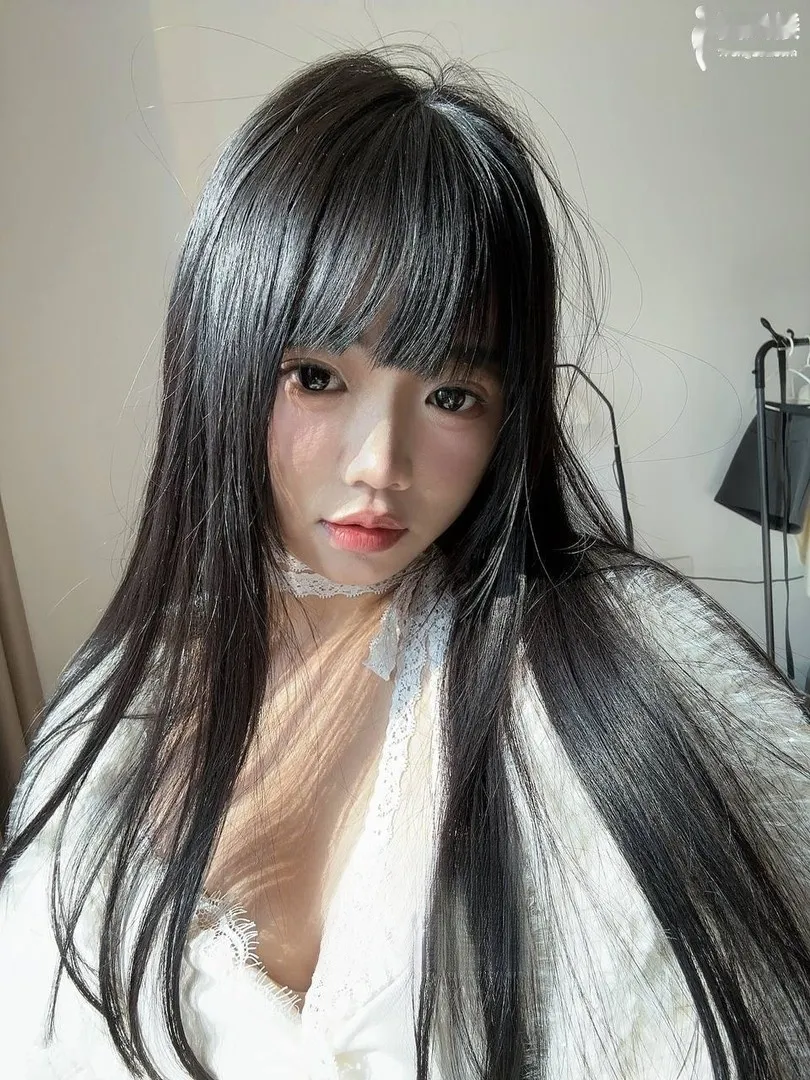 丰满芙蓉出水御姐