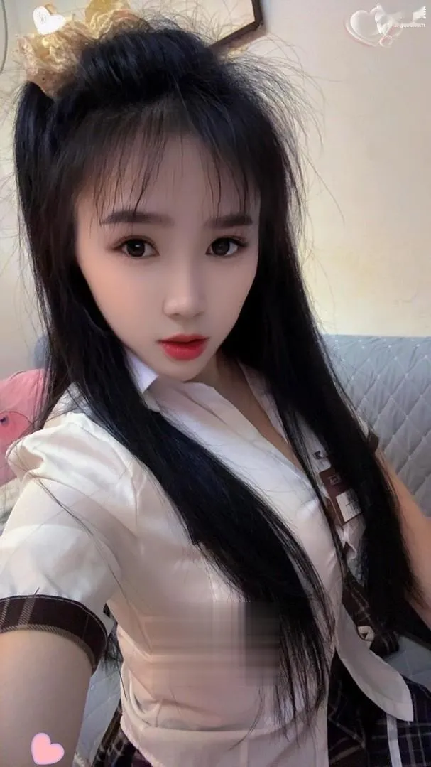罗湖小白虎柔柔